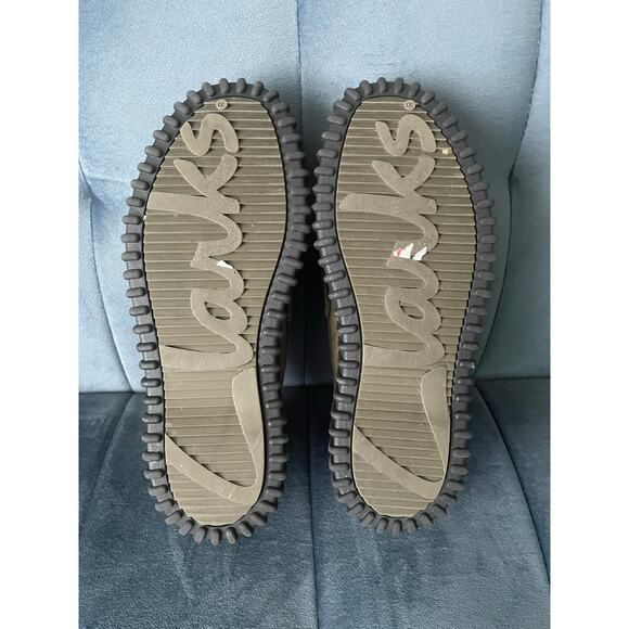 Clarks Torhill Penny Loafer 90s Olive Green Black Platform Sole Women's Size 6.5 - Picture 6 of 8